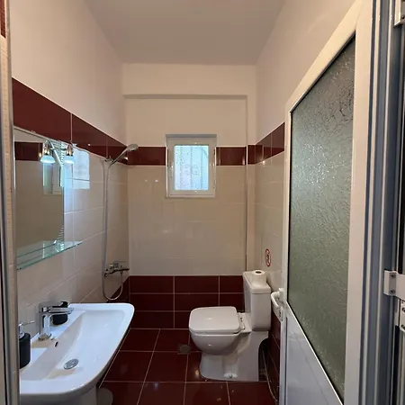 Kolagji Szálloda Lukova