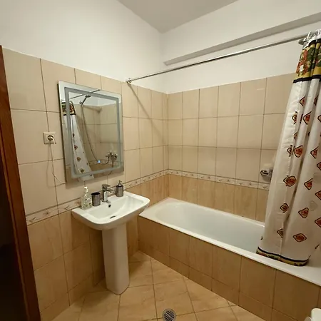 Kolagji Szálloda Lukova