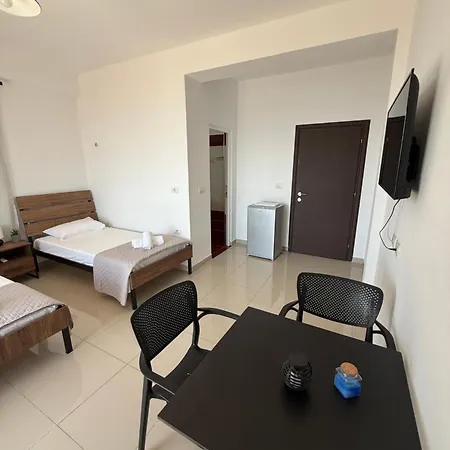 Kolagji Hotel Lukovë